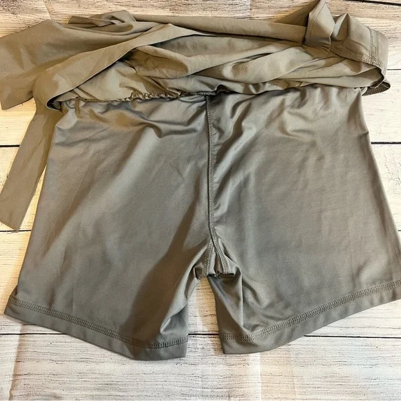 RBX Skort - 17" Length with Tie Waist - Stylish‎ & Functional - Picture 5 of 7